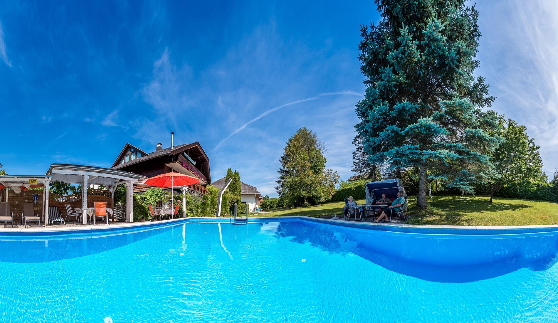 Ferienwohnung mit Pool Ferienwohnung mit Pool